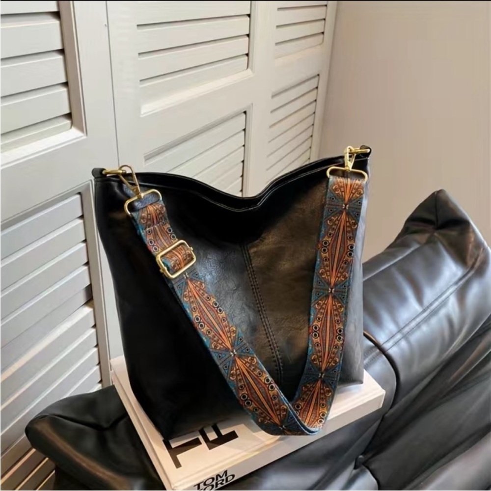 Faux leather boho crossbody bag/purse-NWT